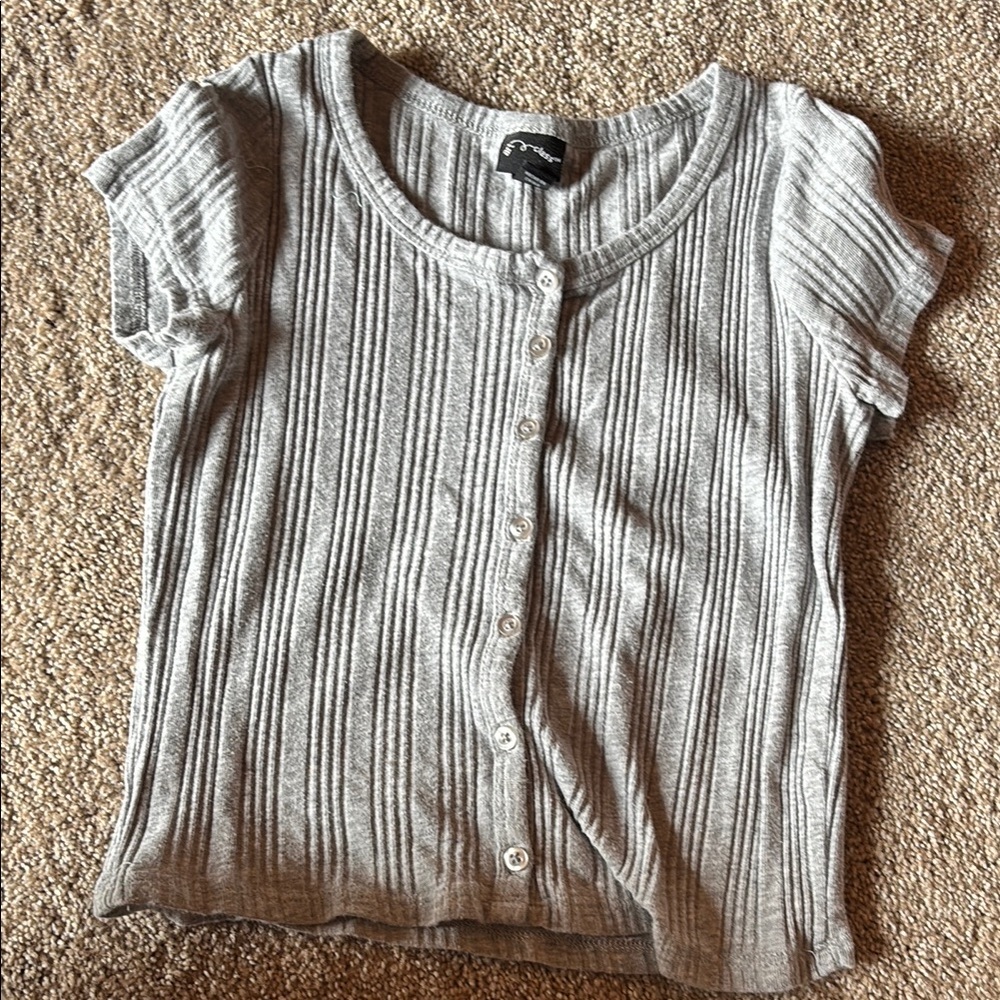 Art Class Gray Ribbed Button-Up Top